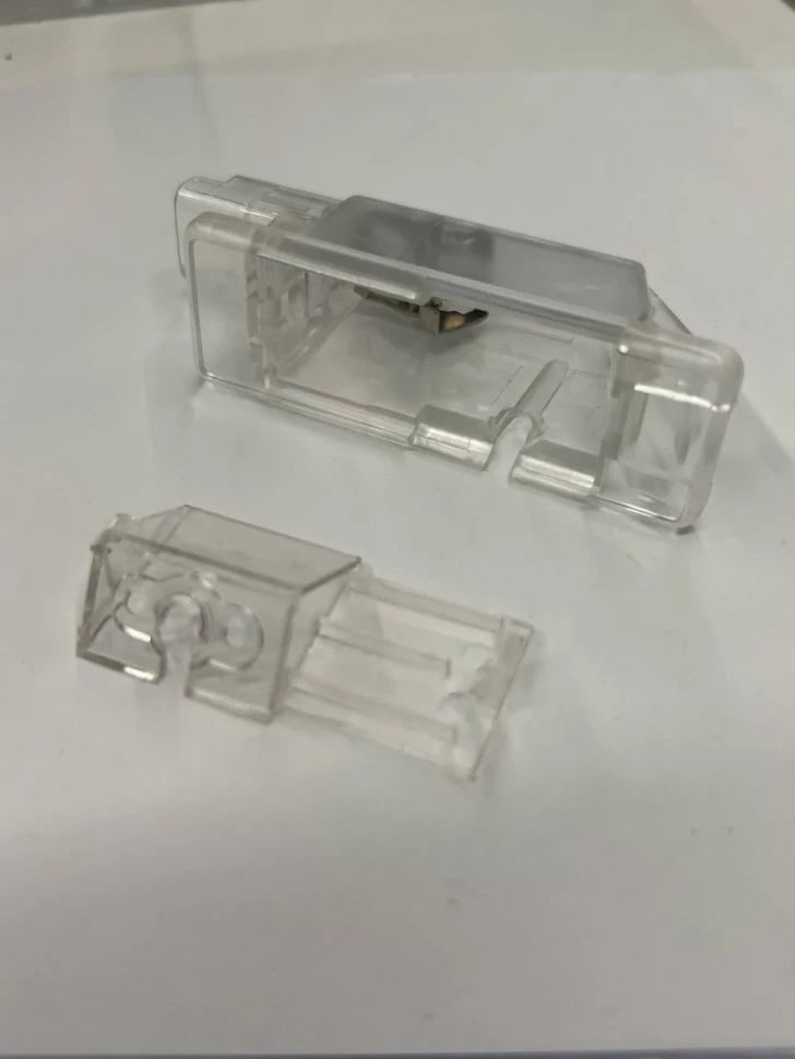 Адаптер под заднюю камеру в подсветку номера Chevrolet Cruze (2012+) (хэтч), Aveo (2012+)